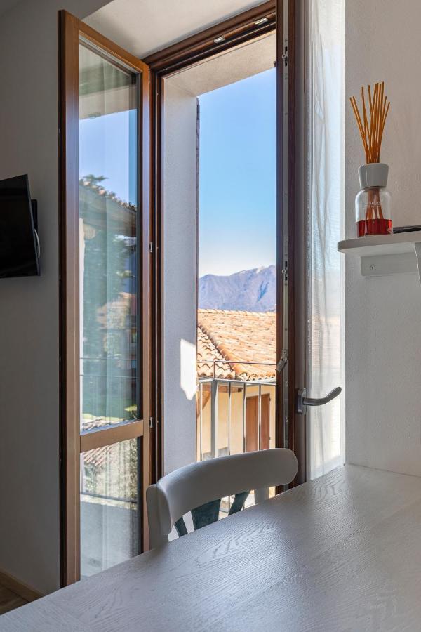 Cadepulan - Lake Como Residence Luaran gambar